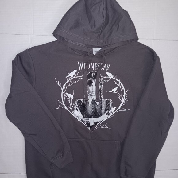 WEDNESDAY ADAMS FAMILY GRAPHIC WOMEN'S PULLOVER SWEATSHIRT HOODIE - Picture 8 of 12